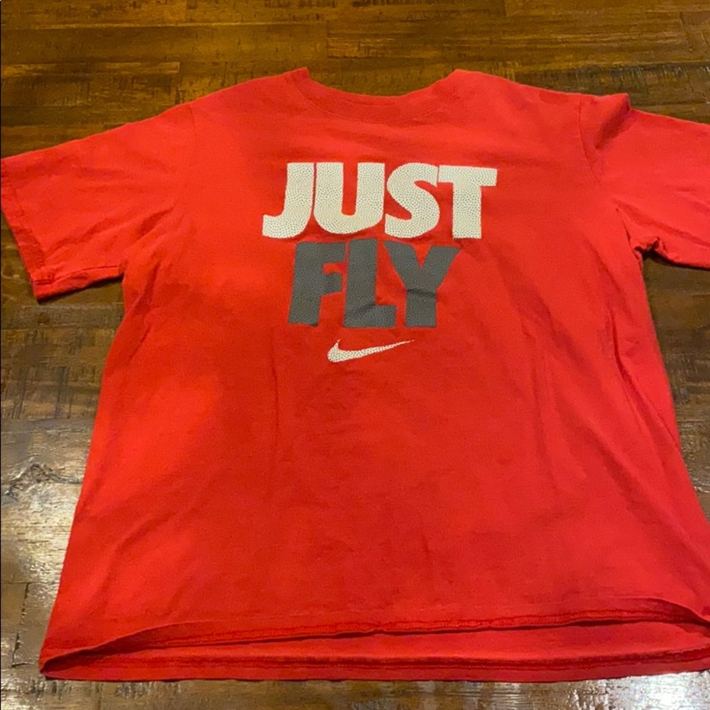 Nike t shirt